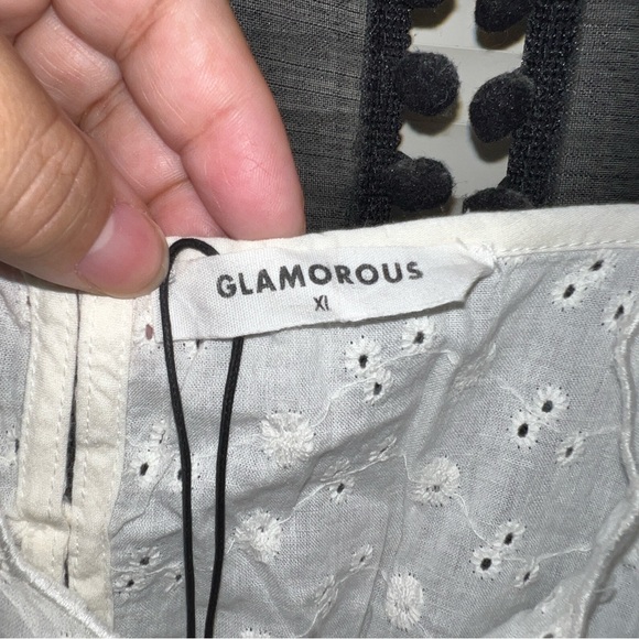 White Eyelet Romper XL - Picture 7 of 12